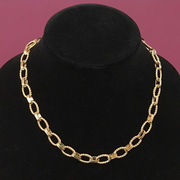 18K GOLD CHAIN LINK  TWISTED STAINLESS INTERLOCKING TEXTURE CHOKER NECKLACE - Picture 1 of 6